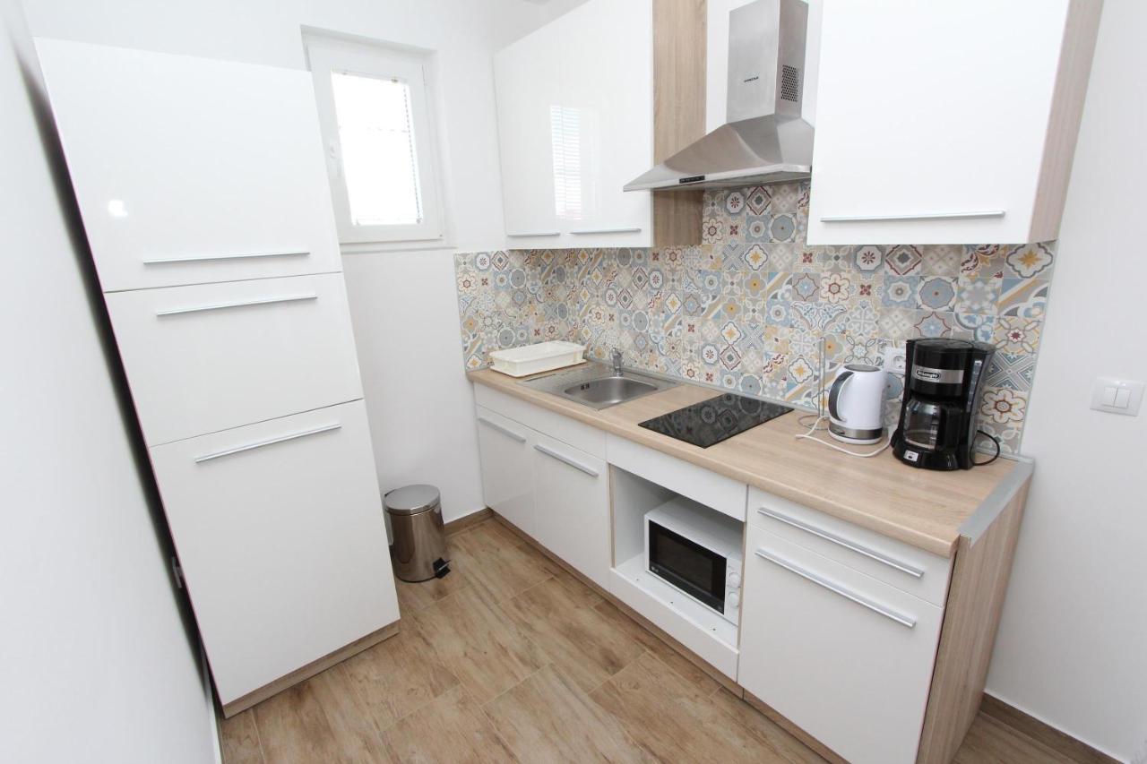 Apartments Eni Rovinj Luaran gambar