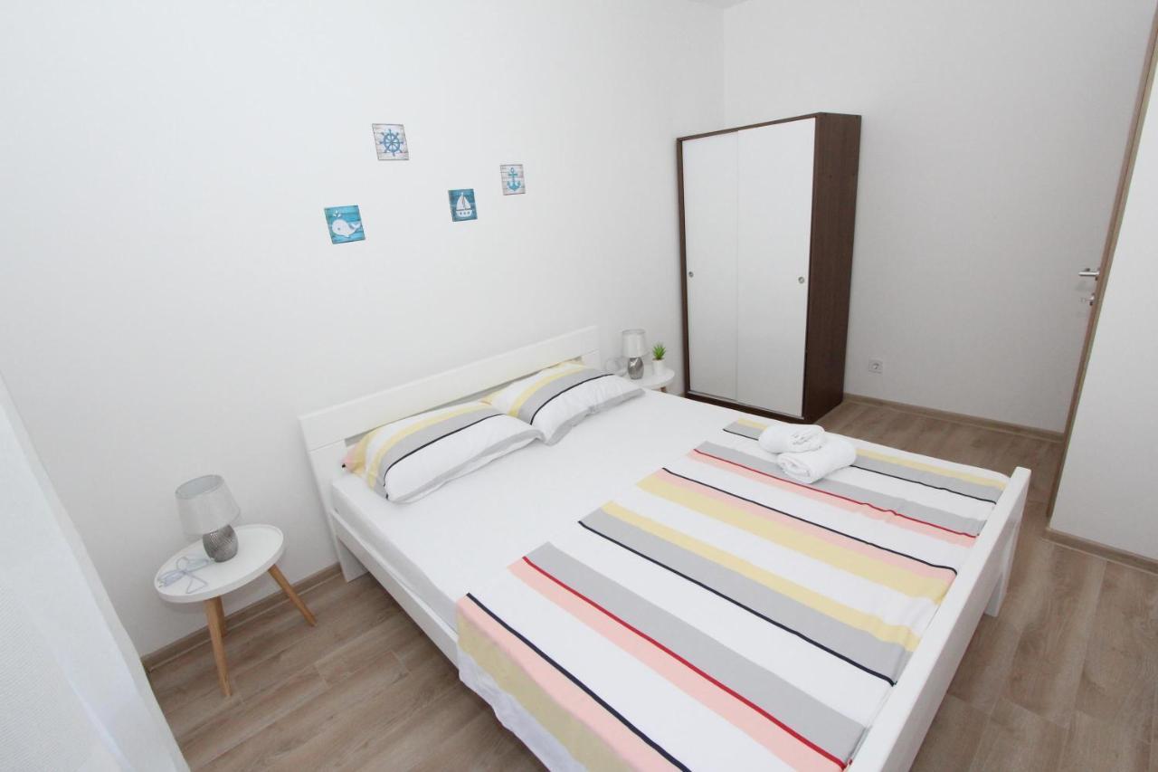 Apartments Eni Rovinj Luaran gambar