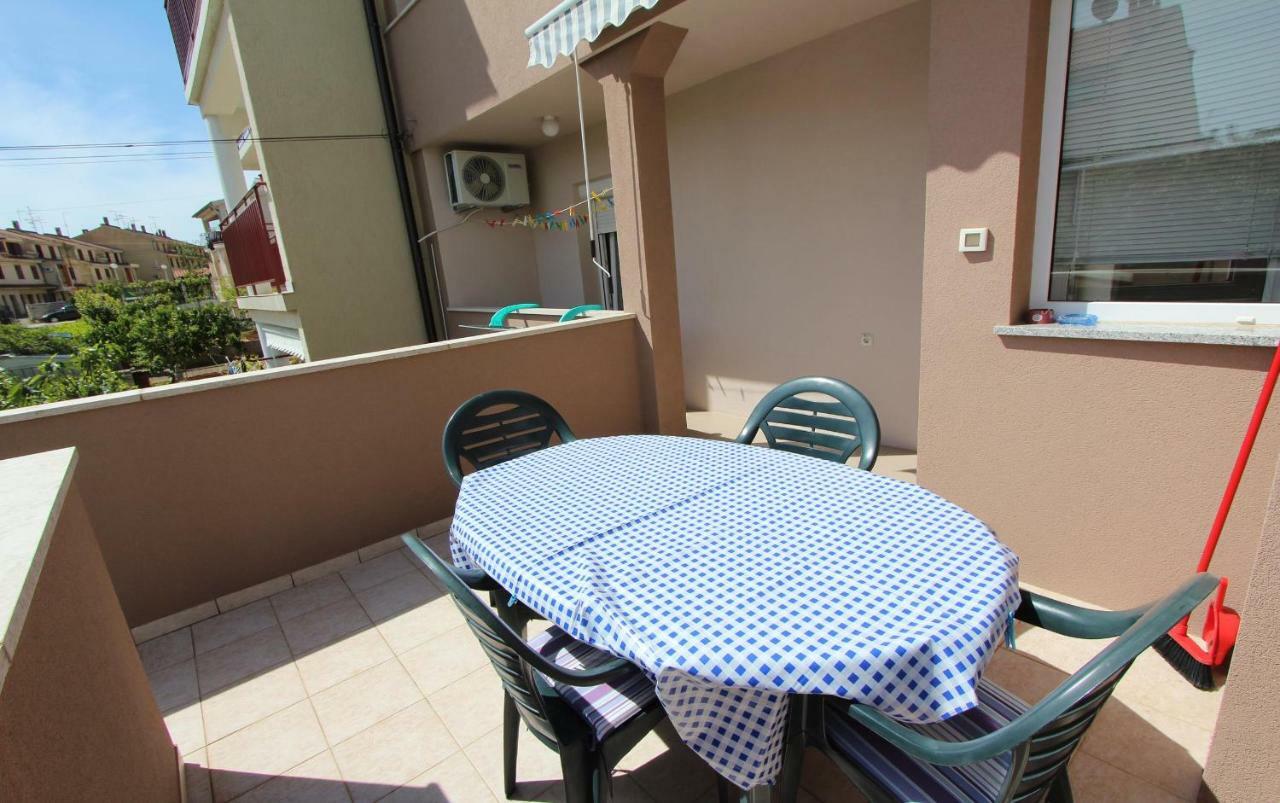 Apartments Eni Rovinj Luaran gambar